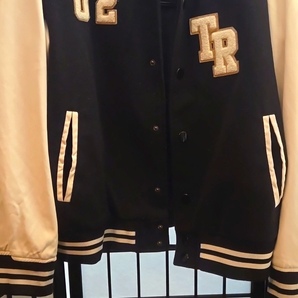 True Religion Men's Black & White Hooded Varsity Jacket XL - Picture 3 of 8